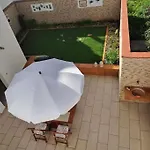 Semesterbostad Casa Meraki